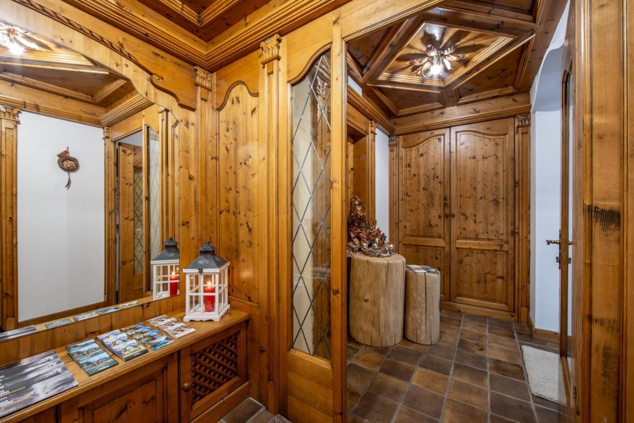 Chalet Mountain Plaza - Apt Greenvalley Pinzolo Exteriör bild