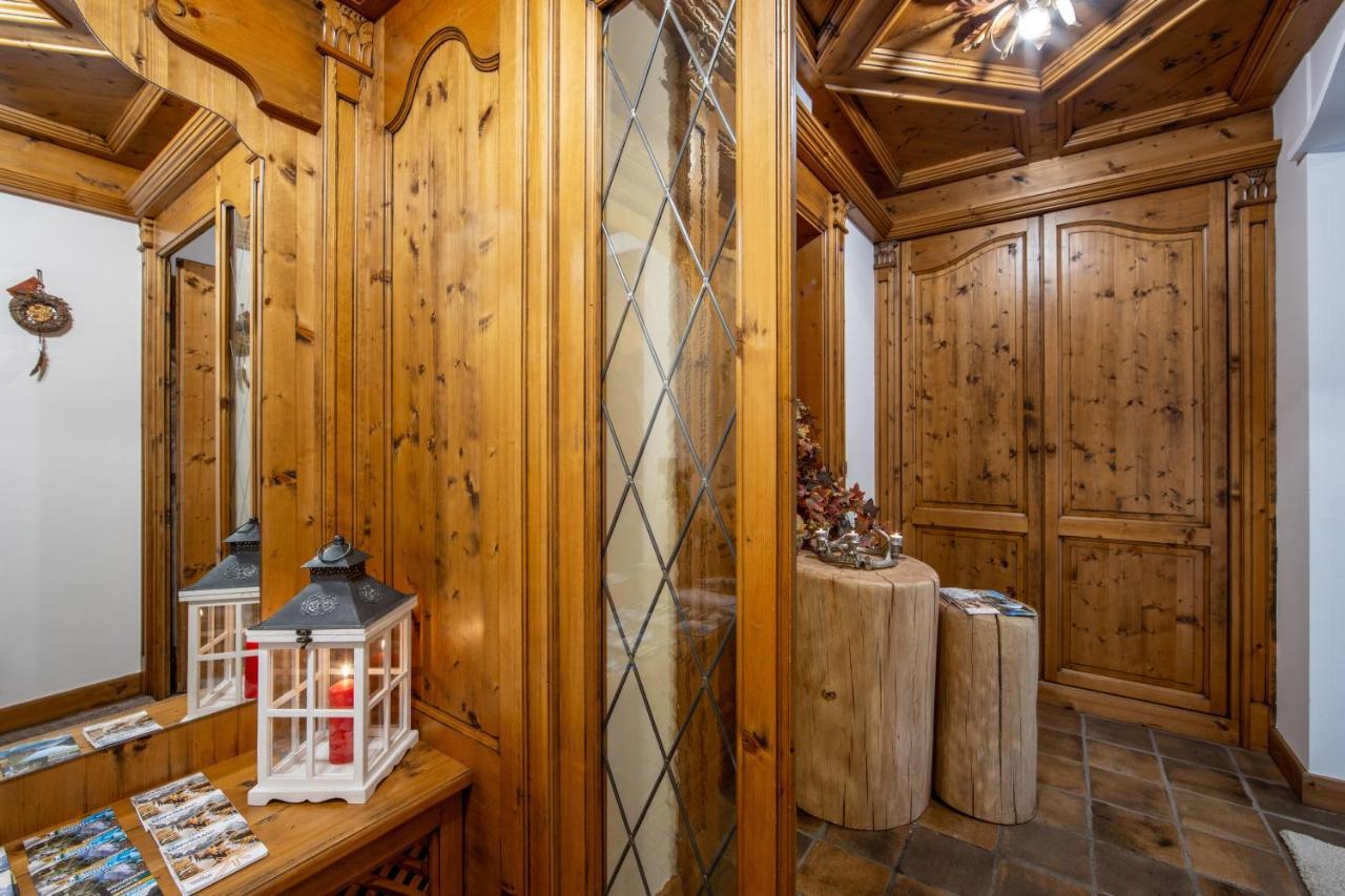 Chalet Mountain Plaza - Apt Greenvalley Pinzolo Exteriör bild