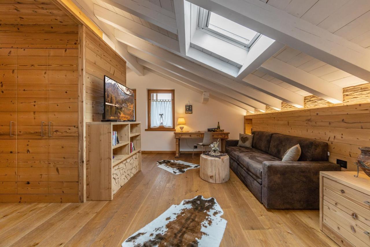 Chalet Mountain Plaza - Apt Greenvalley Pinzolo Exteriör bild